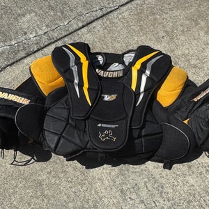 Small  Vaughn Velocity V7 XF Pro Goalie Chest Protector  (Used)