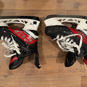 CCM JetSpeed FT6 Pro Hockey Skates Regular Width Size 3 (Used)