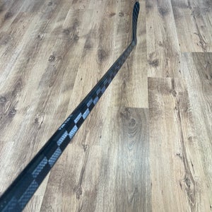Senior All Black Left Hand Hockey Stick P28M Pro Stock (New)