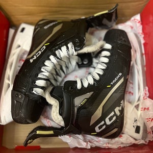 CCM AS-580 Hockey Skates Regular Width Size 6.5 (Used)