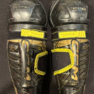CCM Youth 9 Inch Shin Pads