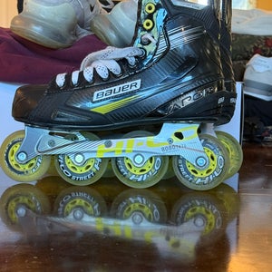 LIKE NEW Bauer X3 Roller Blades