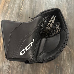 CCM EFlex 6.9 Glove