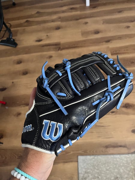 Outfield Right Hand Throw Wilson A950 Baseball Glove 12.5"