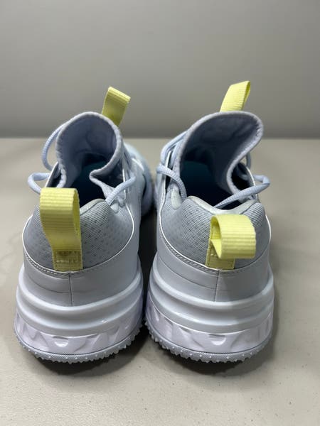 Size 9.5 Men display picture 1