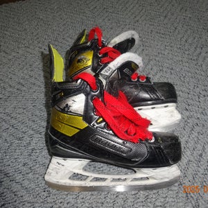 Bauer Supreme 3S Hockey Skates Regular Width 13.5 (Used)