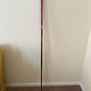 Senior Bauer Vapor Hyperlite Left Hand Hockey Stick P28 Pro Stock (New)
