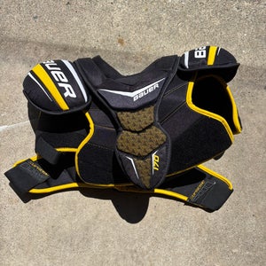 Bauer supremes S170 shoulder pads ADULT M