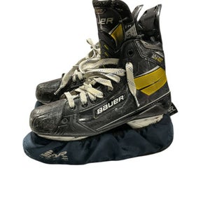 Used Bauer ULTRA SONIC Intermediate Hockey Skate Intermediate 5.5 11834-S000035522