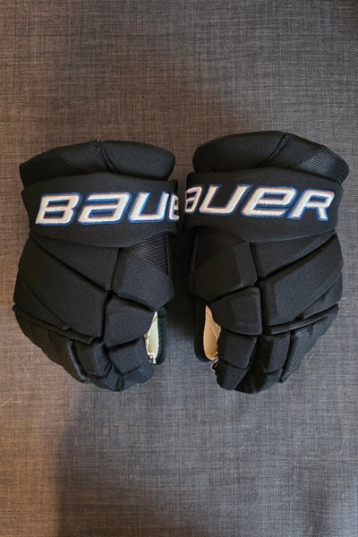 Bauer Vapor Hyperlite 13" Washington Capitals Pro Stock Hockey Gloves