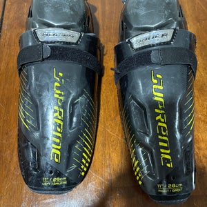 Junior Bauer Supreme 150 11 Shin Pads  (Used)