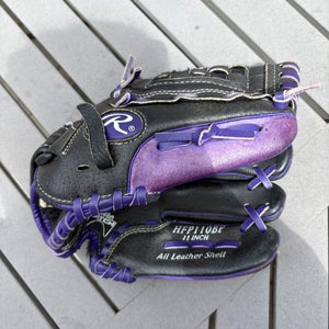 Rawlings Right Hand Throw Highlight Softball Glove 11" (Used)