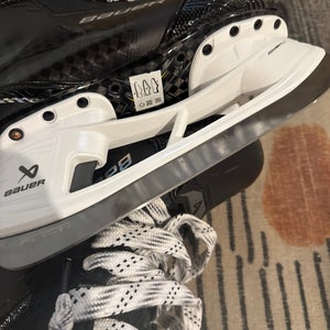 2025 Bauer Supreme Shadow Hockey Skates Pro Stock Size 5 (New)