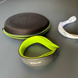 Q Collar (concussion prevention) size 11 with white sleeve