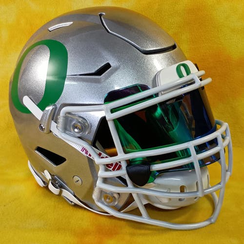 Oregon Ducks custom fullsize Riddell speed Flex Lg football helmet silver