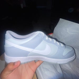 Gray Women's Size M 6.0 (W 7.0) Nike (New)