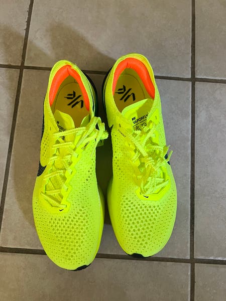 Nike ZoomX Bright Yellow Running Shoes Nike ZoomX Vaporfly Next% 2 Volt Yellow Running Shoes CU4111  main image 4