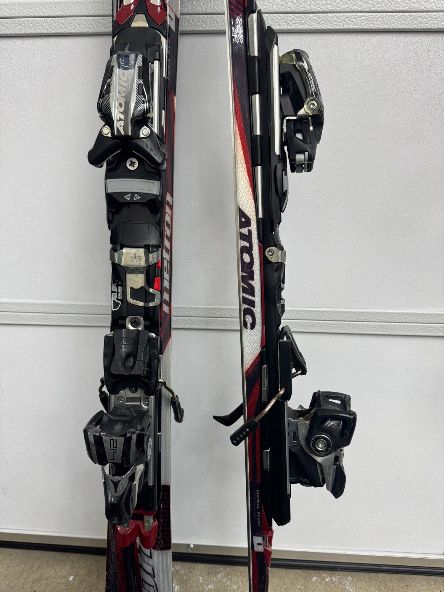 カービングスキー Atomic m2tron 162cm metron + HW カービングスキー Atomic m2tron 162cm metron + HW
