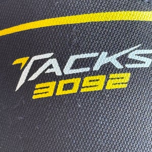 Small Youth CCM Tacks 3092 Elbow Pads (New)
