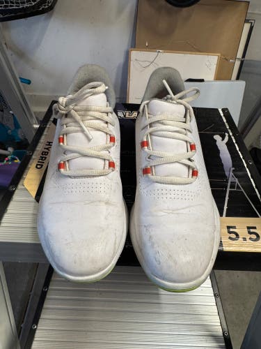 Unisex Youth Size M 3.0 (W 4.0) Footjoy Golf Shoes (Used)