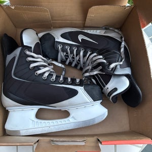 Nike Quest 2 Hockey Skates Regular Width 8 (Used)