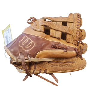Wilson (Used) Brown Right Hand Throw 12" Baseball Glove