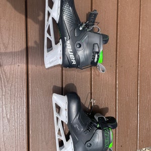 Bauer Konekt Hockey Goalie Skates Regular Width  10 (Used)