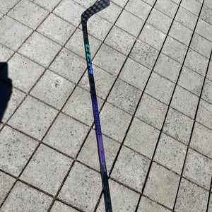 Junior CCM RibCor Trigger 8 Pro Hockey Stick 50 Flex Right Handed P29 (Used)