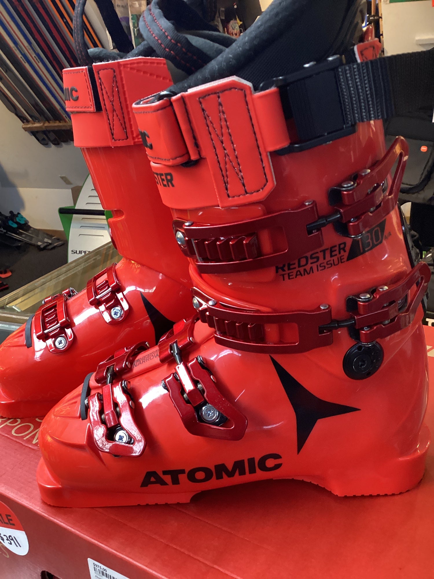 2022 Atomic Redster STI 150 Lifted Ski Boots NEW! Size 24.5