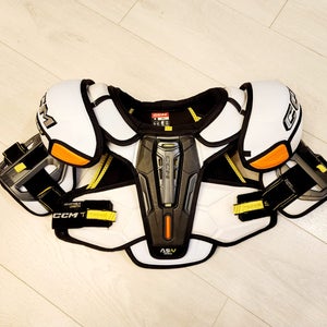[Like New] CCM Tacks ASV Pro [Pro Stock] Shoulder Pads - Senior Small