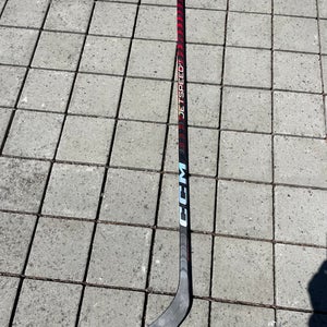 Junior CCM JetSpeed FT5 Pro Hockey Stick Right Handed P29 (Used)