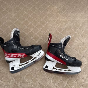 CCM JetSpeed FT4 Pro Hockey Skates Narrow Width Pro Stock Size 6 (Used)