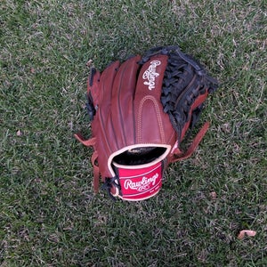 Rawlings Right Hand Throw Sandlot Series Baseball Glove 11.75" (Used)