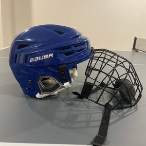 Medium Bauer Re-Akt 155 Helmet Pro Stock (New)
