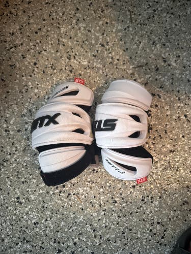Medium/Large Adult STX Arm Pads (Used)