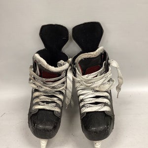 Bauer (Used) Intermediate Junior Size 5.5 Hockey Skates