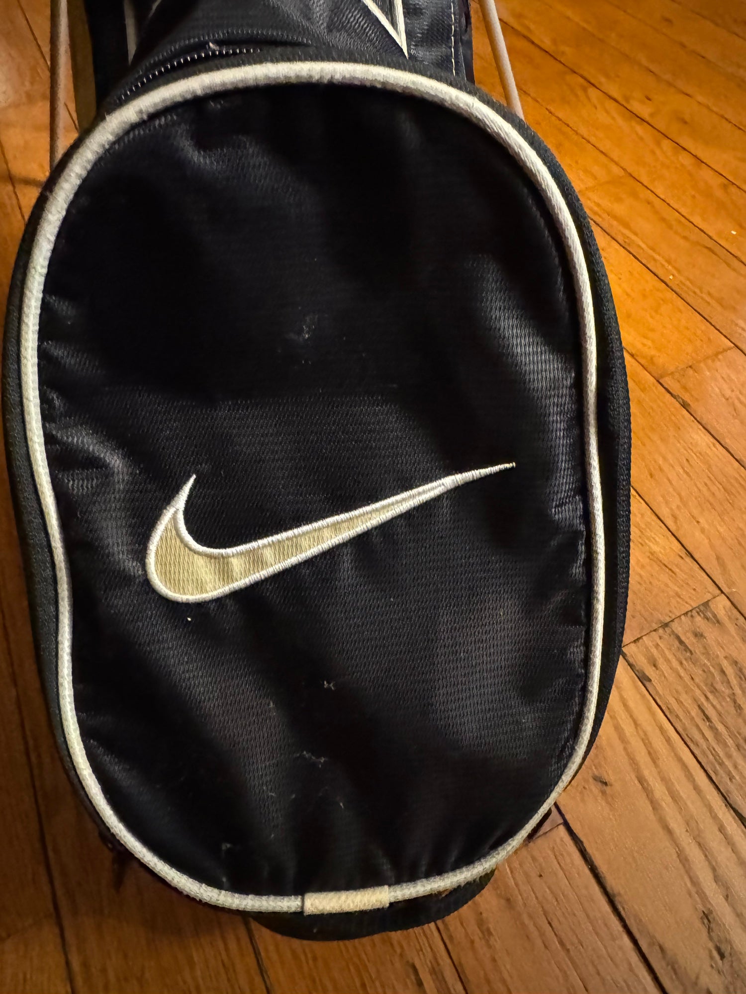 Unisex Nike Bag (Used) | SidelineSwap | Buy and Sell on SidelineSwap