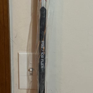 Senior Bauer Vapor Hyperlite Left Hand Hockey Stick P92 (New)