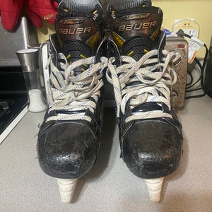 Bauer Supreme UltraSonic Hockey Skates   10.5 (Used)
