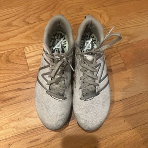 White Men's Size M 10.0 (W 11.0) Adult New Balance Low Top Freeze Molded Cleats (Used)