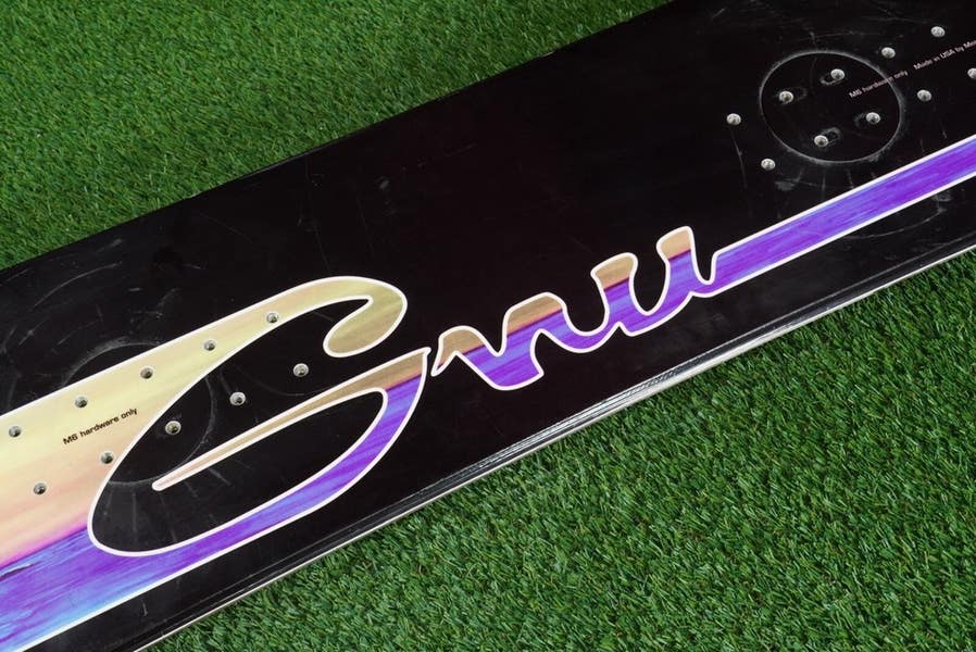 VINTAGE GRU TEMPLE CUMMINS SEAN DONNELL DESIGNED 156CM SNOWBOARD