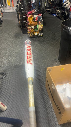 Miken (Used) (-8) 34" Bat
