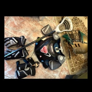 Lacrosse gear on hold : 2 sets / goalie shorts / goalie stick