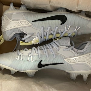 BRAND NEW Nike Huarache 9 Elite Low Cleats size 10.5