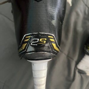 Bauer Supreme 2S Hockey Skates 8 (Used)
