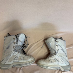Women's Size W 7.5 Northwave Snowboard Boots All Mountain (Used)