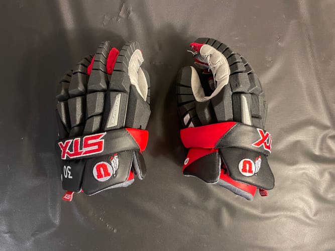 STX Surgeon RZR2 Lacrosse Gloves – Black/Red, University of Utah Team-Issued (#30) (Used)