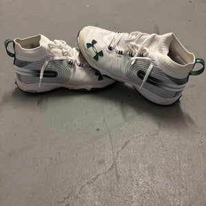 White Men's Adult Size 13.0 (W 14.0) Under Armour Shoes (Used)
