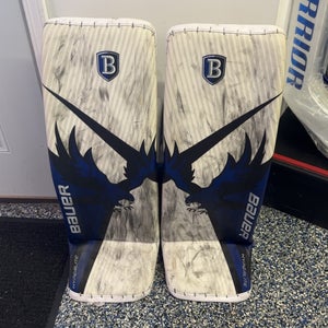 33" 2022 Bauer Hyperlite Goalie Leg Pads Pro Stock (Used)