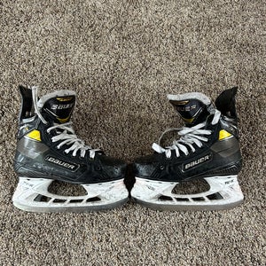 Bauer Supreme 3S Pro Hockey Skates Size 2 (Used)
